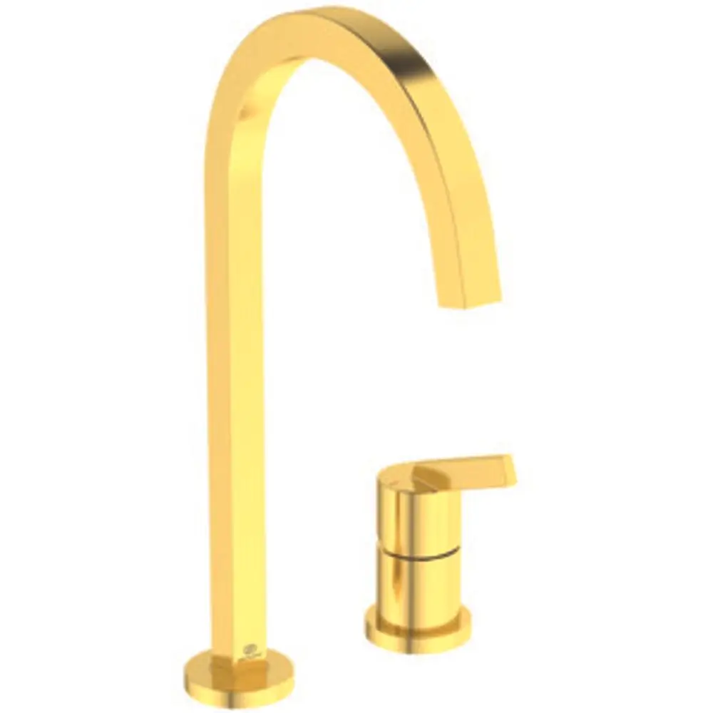 Küchenarmatur in gebürstetem Gold mit eckigem Auslauf und seitlichem Hebel. Ideal Standard Produkt, geeignet für 2-Loch-Montage.